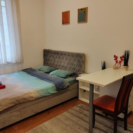 Belvedere City Center Apartment Белград Екстер'єр фото